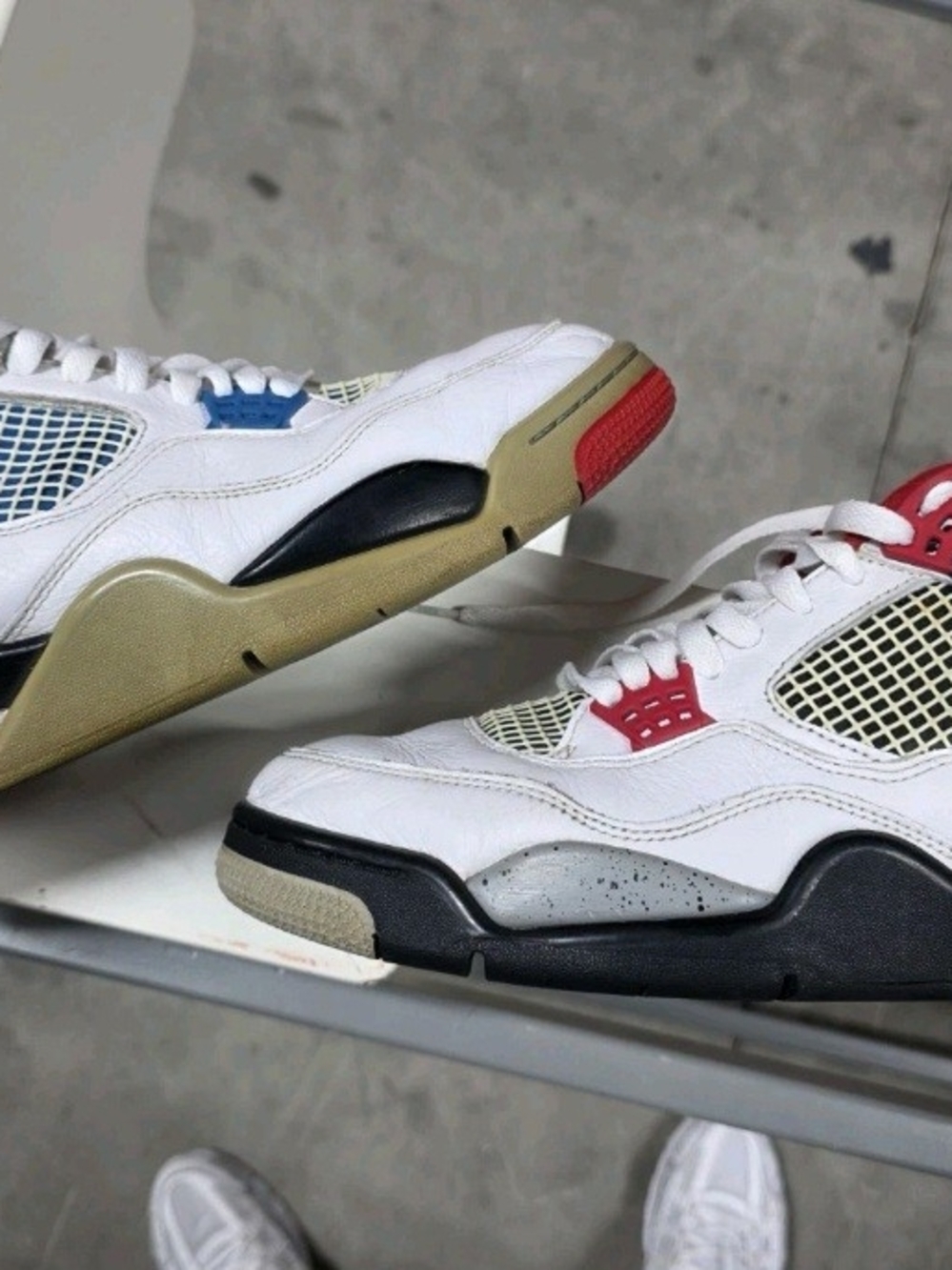 Jordan White Multicolor Retro 4 Men's Athletic Sneakers Sz 12.5 - Picture 2 of 5